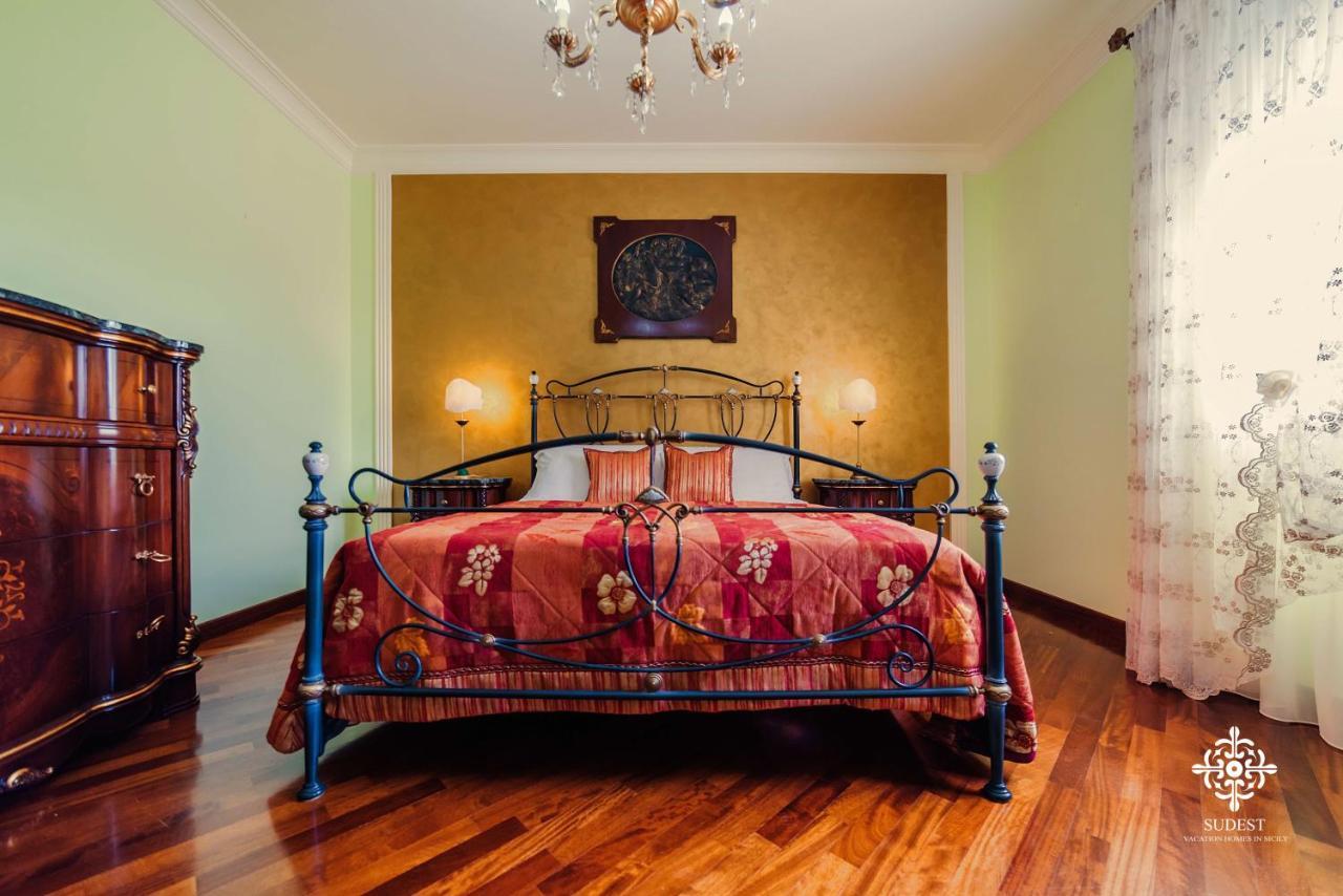 Villa Clara Country Retreat Solarino Kültér fotó