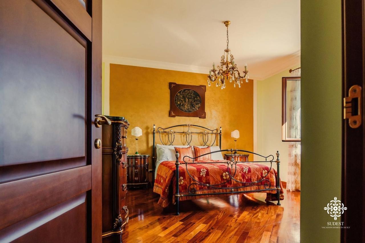 Villa Clara Country Retreat Solarino Kültér fotó