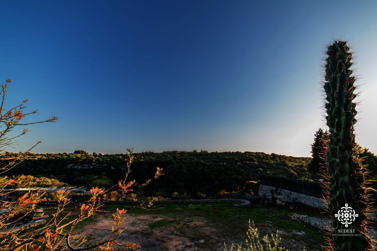 Villa Clara Country Retreat Solarino Kültér fotó