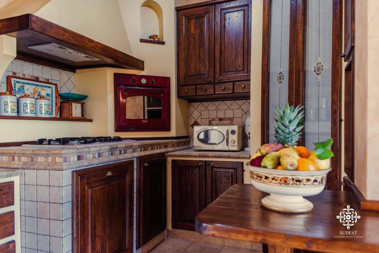 Villa Clara Country Retreat Solarino Kültér fotó